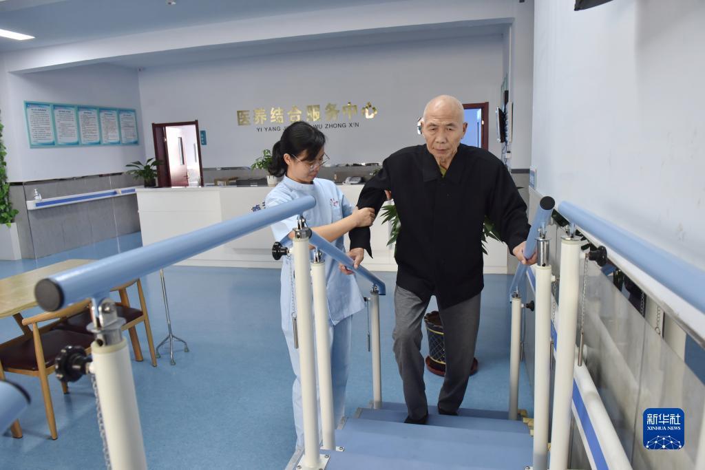 乐玩棋牌游戏